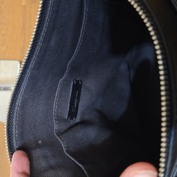 MADEWELL The Transport Shoulder Crossbody Bag Black Convertible - Picture 9 of 12